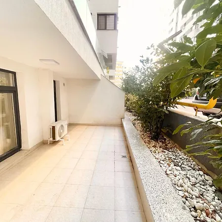 Address 10 Apartment *